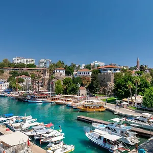 **** Hotel Adalya Port Turcja